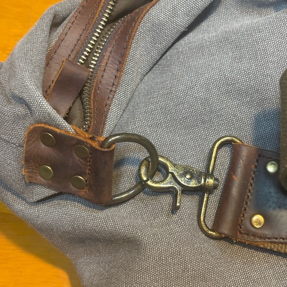 Canvas and Leather Trim Travel Bag vintage look Duffle bag - Picture 13 of 16